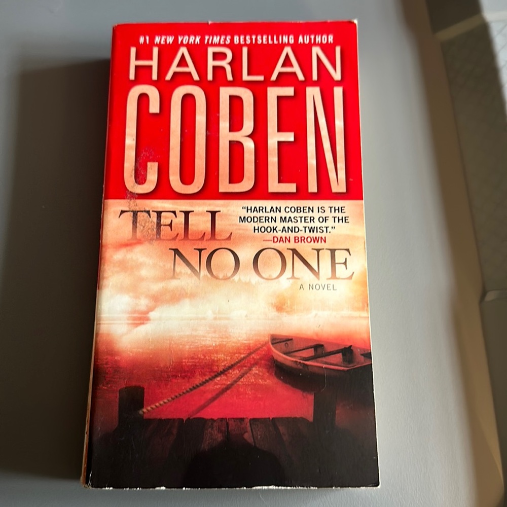 Harlen Coben “Tell No One”